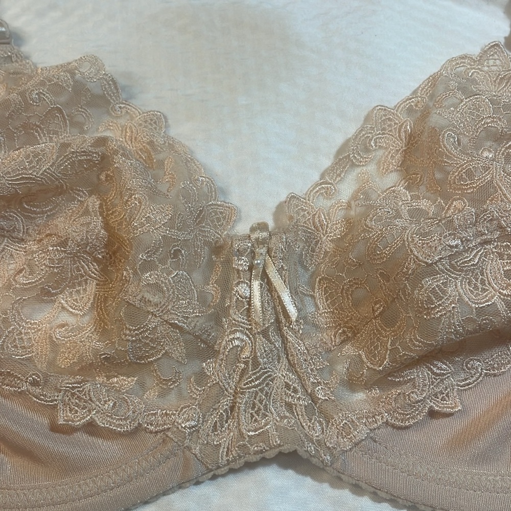 Wacoal bra - Picture 4 of 5